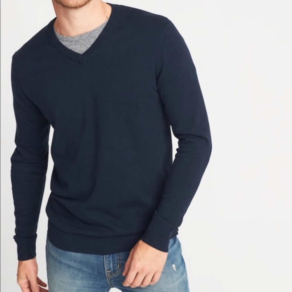 NWT! Navy Blue Soft-Washed V-Neck Sweater for Men